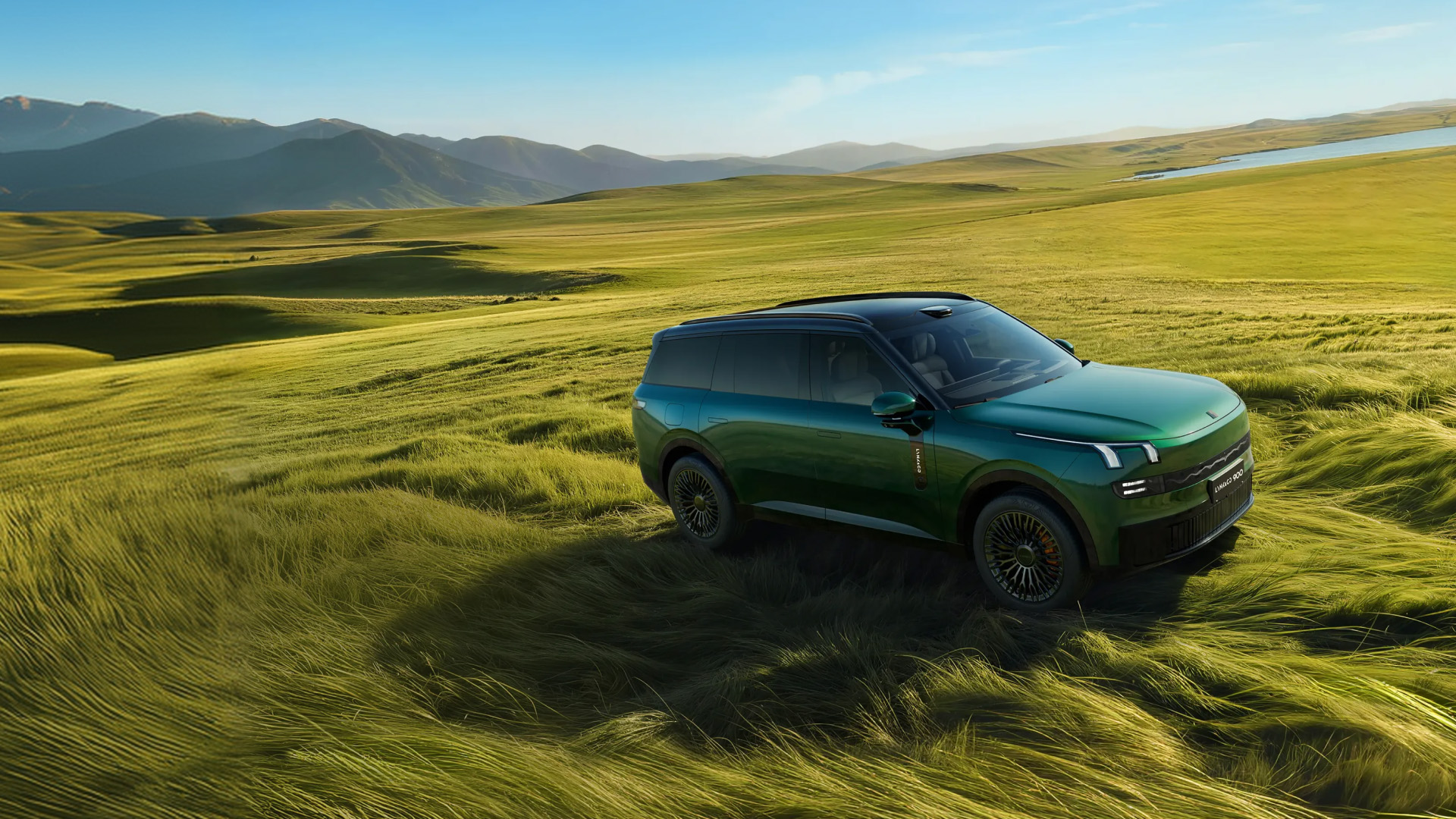 Lynk & Co 900 6-Seat